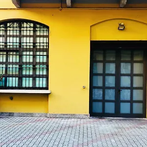 https://casa-marghera-24.it-lombardy.com